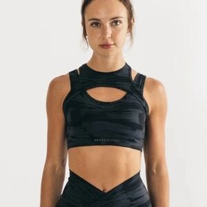 Alphalete Surface Keyhole Bra Green Canvas Camo